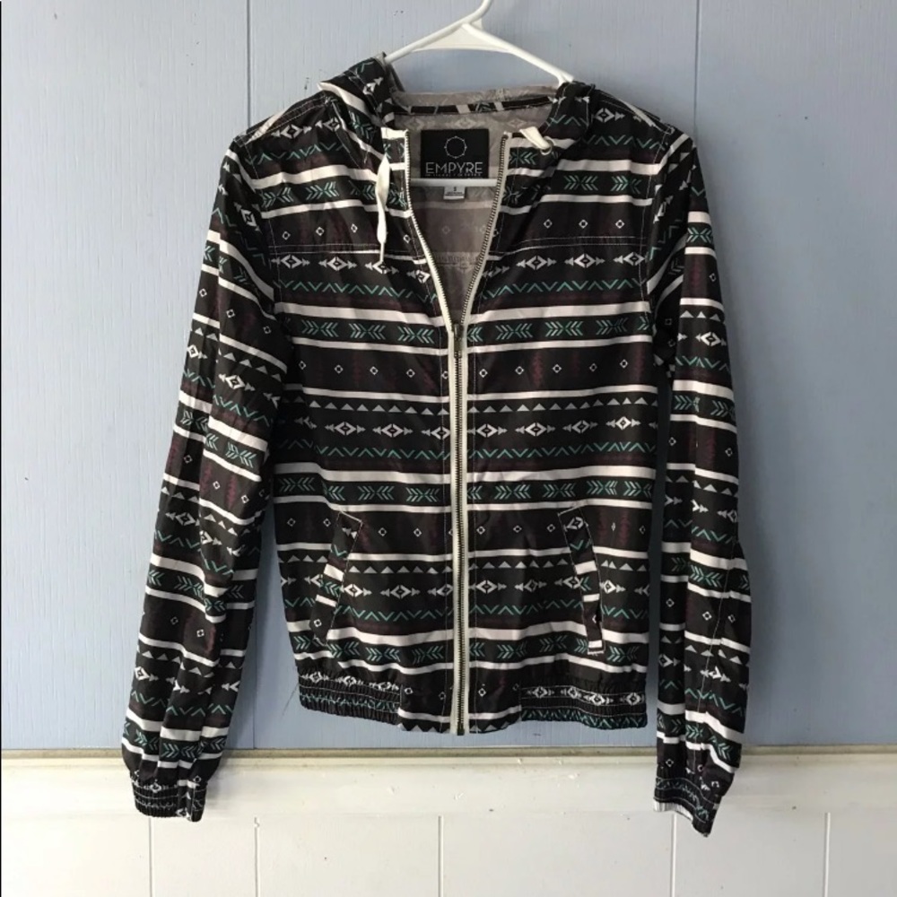 Light windbreaker